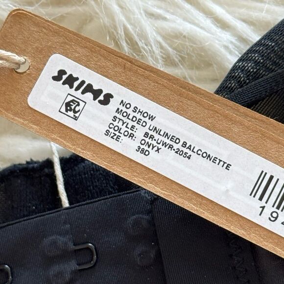 Skims No Show Molded Unlined Balconette Bra Onyx Size 38D - Picture 8 of 8